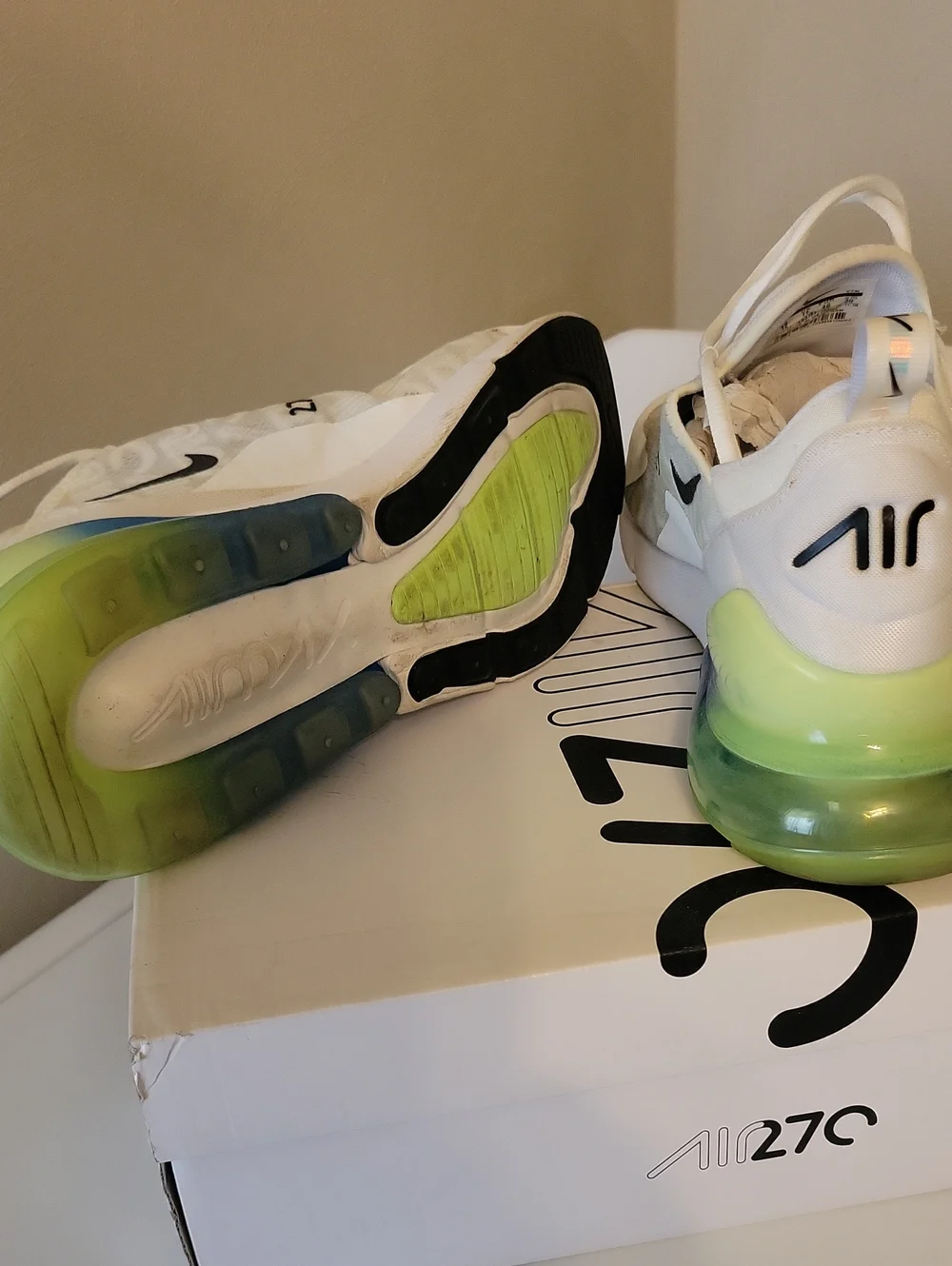 Air Max 270 SE Size 12 Used W/box